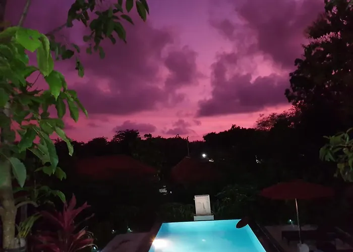 Kembar * Uluwatu